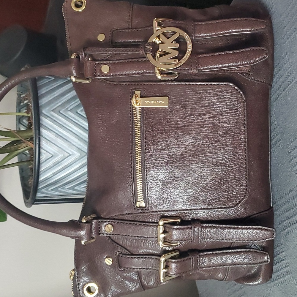 Like NEW Michael Kors PRISTINE bag EUC purse